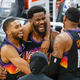 Image for article titled Phoenix Suns Bring the Heat, Dismantle Golden State Warriors to Extend Winning Streak to 17 Games